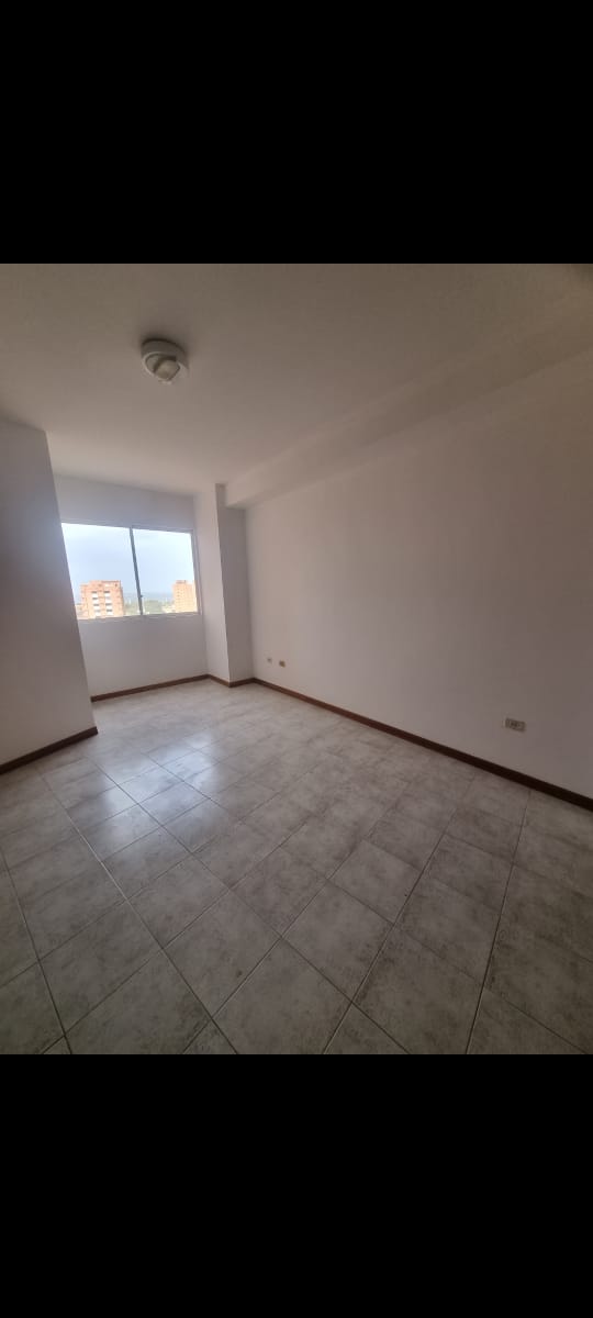 VENDO APARTAMENTO EDIFICIO LAGO CRISTAL SECTOR VALLE FRÍO MARACAIBO ZULIA 