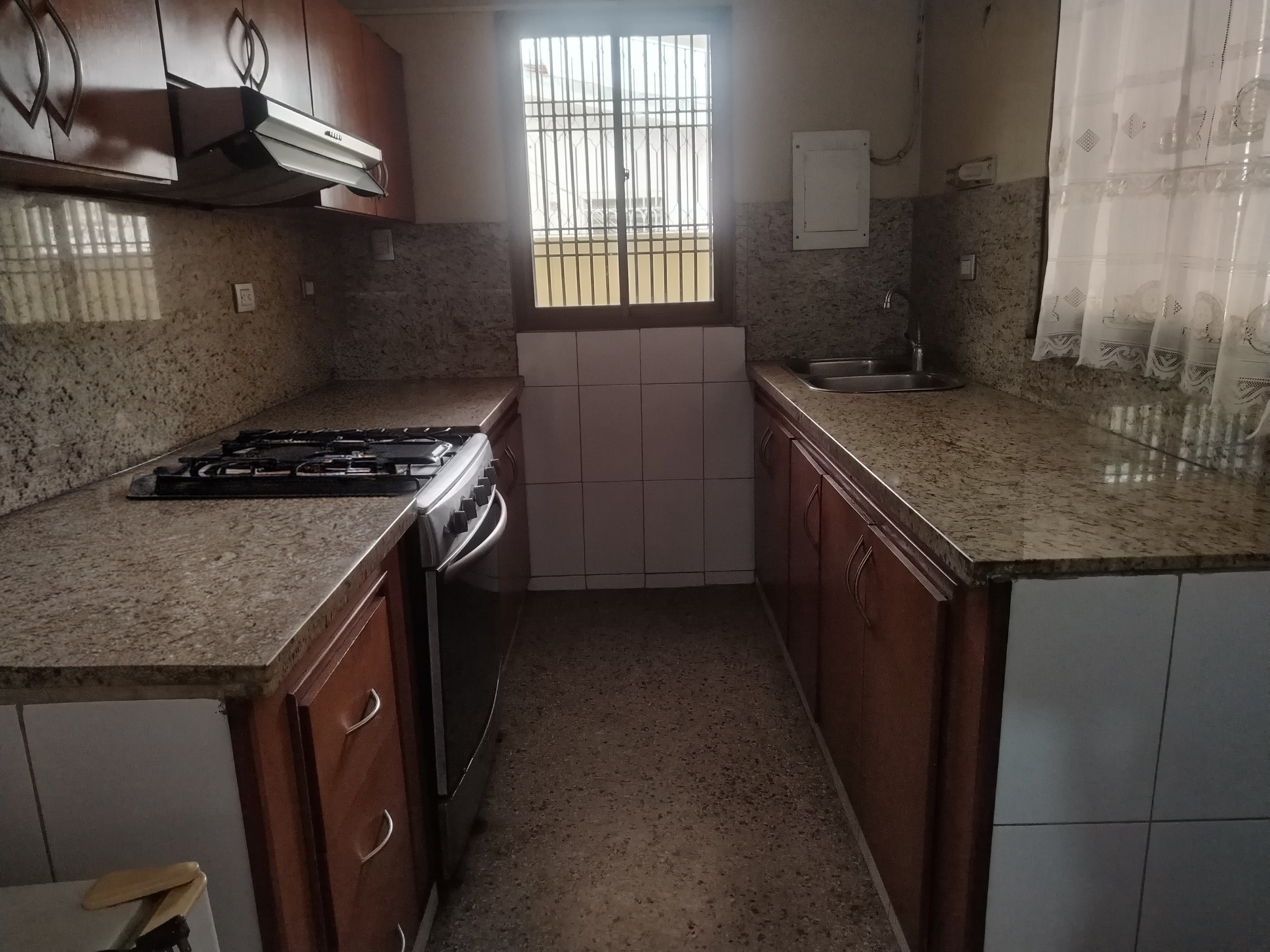 VENDO CASA URBANIZACIÓN MARA NORTE PRIMERA ETAPA CALLE ABIERTA 