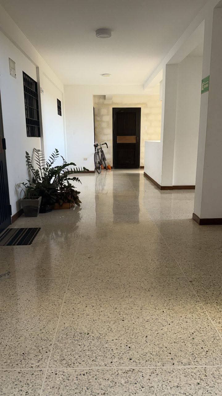 ALQUILO APARTAMENTO RESIDENCIAS AMAZONIA AVENIDA MILAGRO NORTE MARACAIBO 