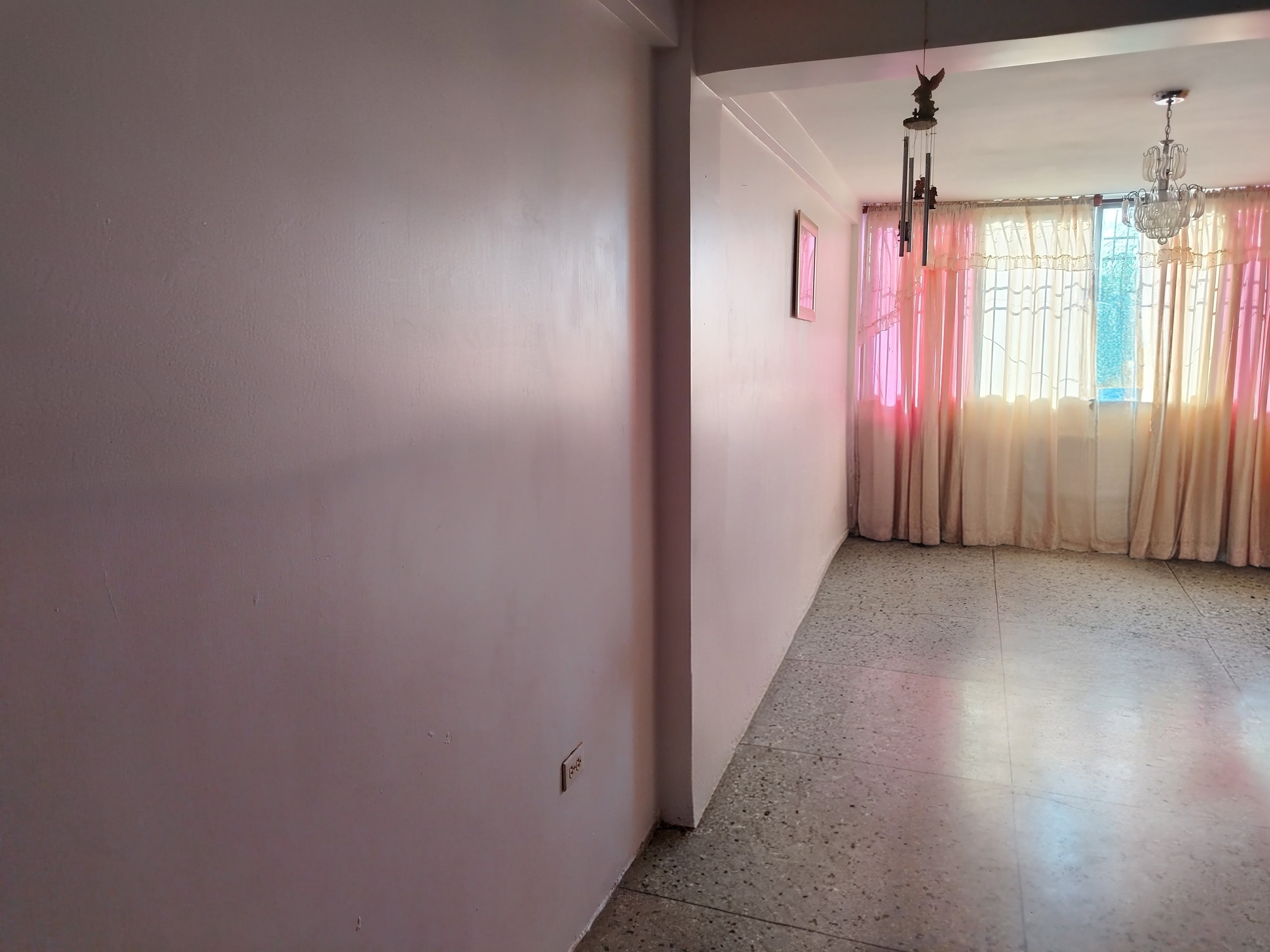 VENDO APARTAMENTO CONJUNTO RESIDENCIAL GALLO VERDE MARACAIBO 