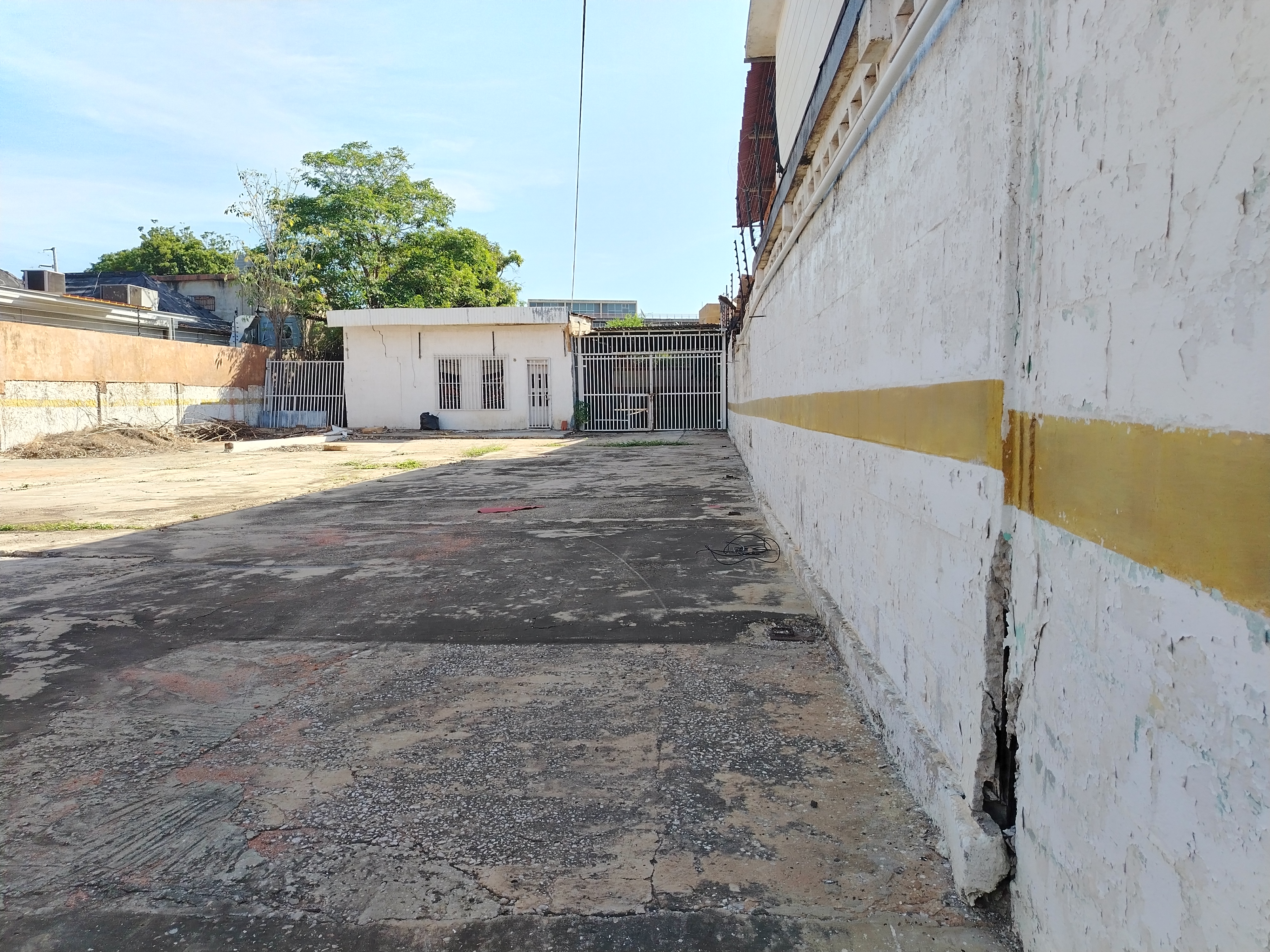 VENDO TERRENO SECTOR BELLOSO CALLE 89 A UNA CUADRA DE BELLA VISTA MARACAIBO 