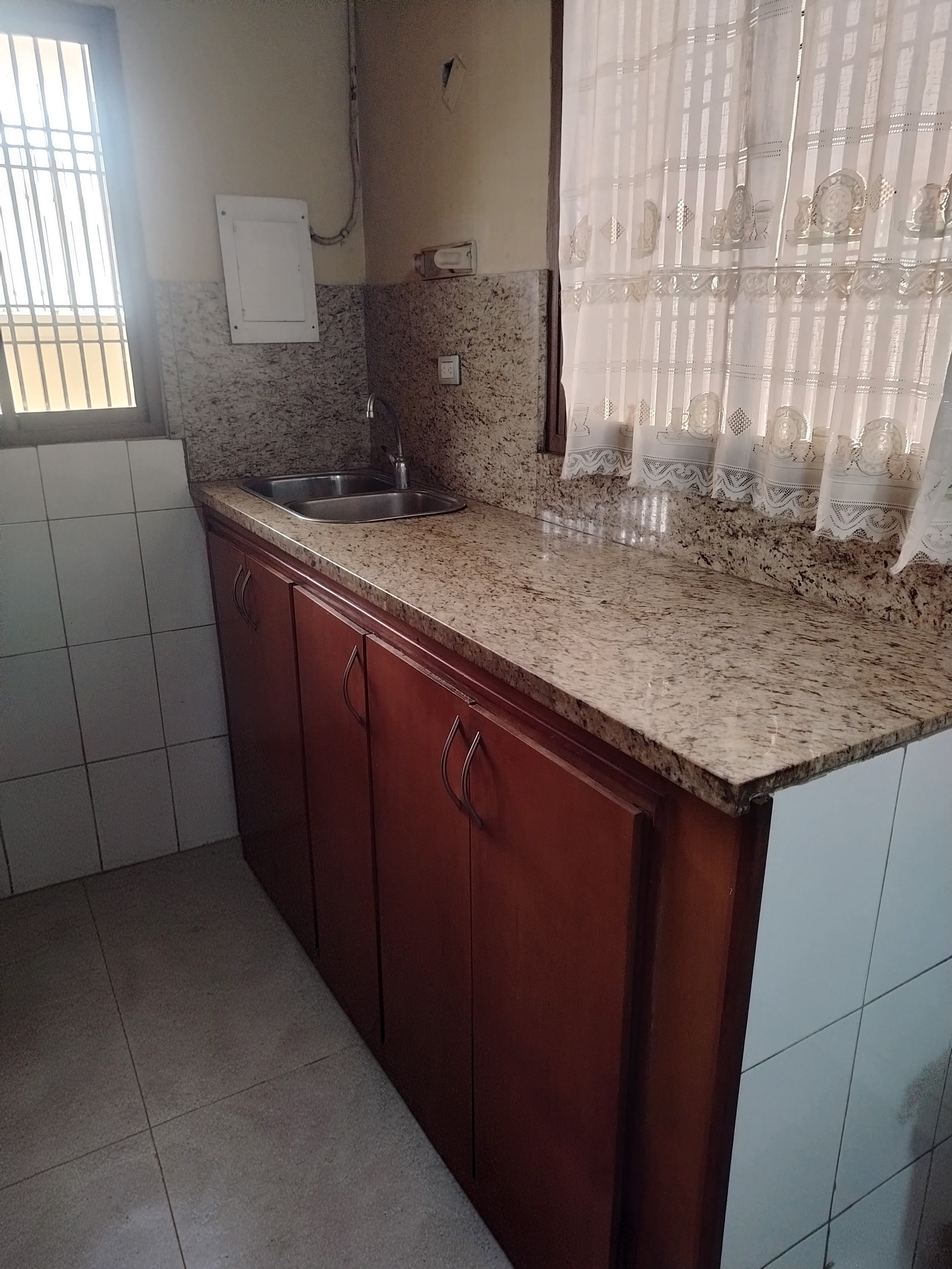 VENDO CASA URBANIZACIÓN MARA NORTE PRIMERA ETAPA CALLE ABIERTA 
