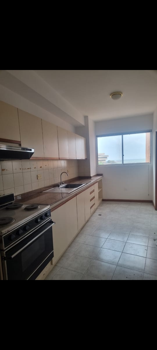 VENDO APARTAMENTO EDIFICIO LAGO CRISTAL SECTOR VALLE FRÍO MARACAIBO ZULIA 