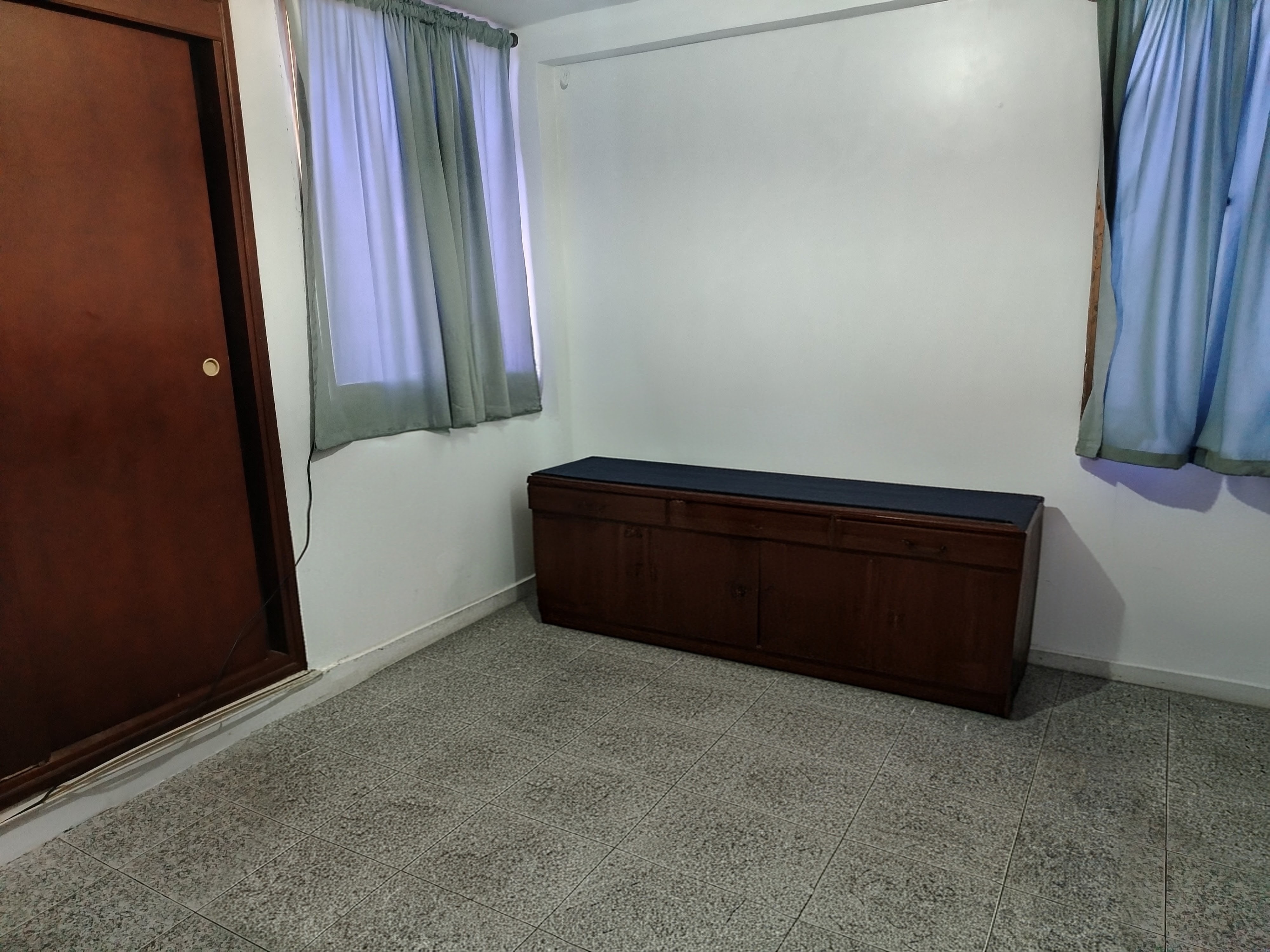 VENDO APARTAMENTO CONJUNTO RESIDENCIAL GALLO VERDE MARACAIBO 