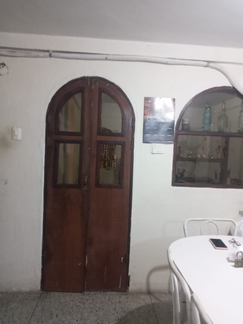 VENDO CASA URBANIZACIÓN MONTE CLARO SECTOR I DETRAS URBE MARACAIBO 