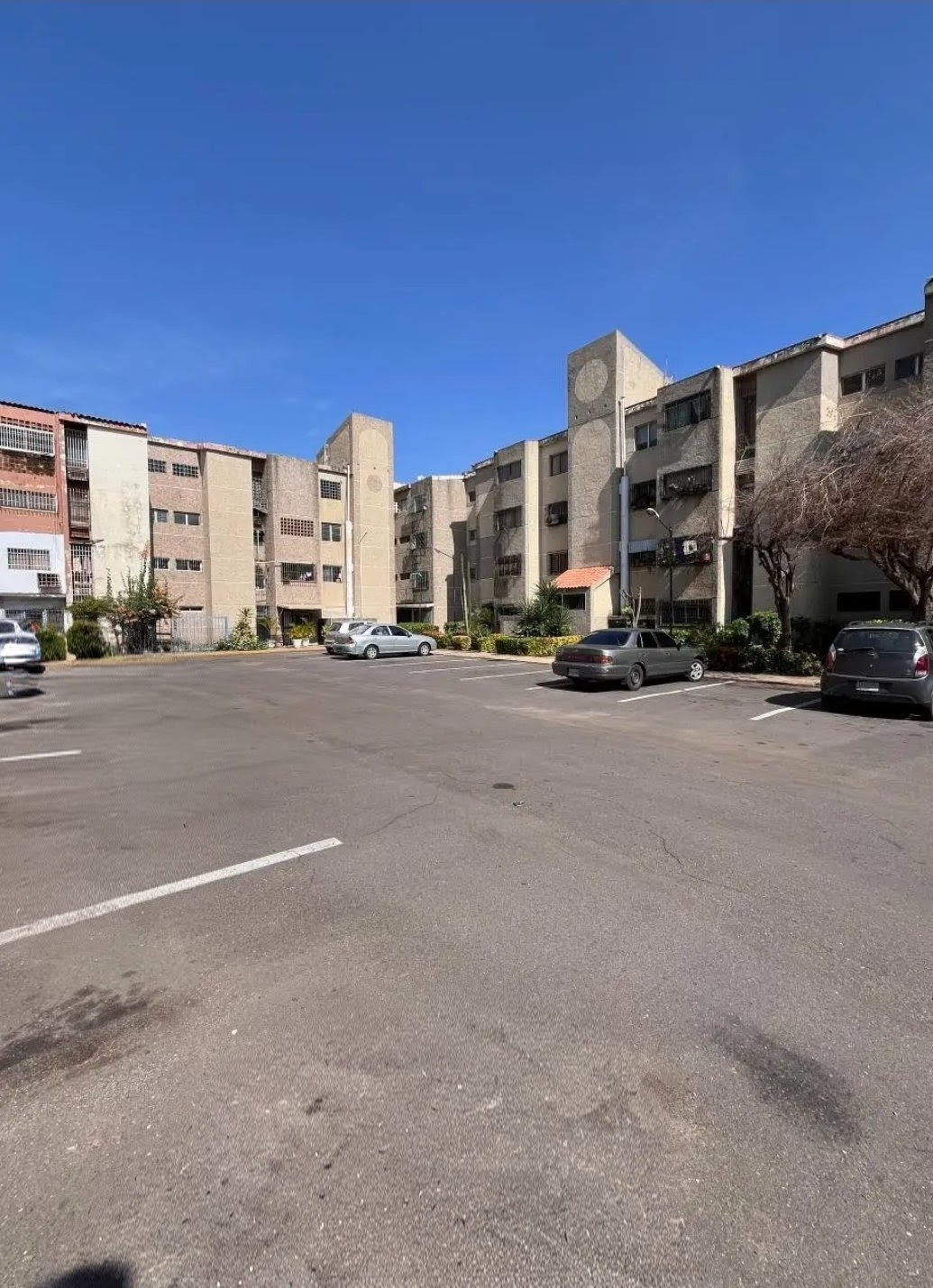 VENDO OPORTUNIDAD APARTAMENTO PH CONJUNTO RESIDENCIAL LLANO ALTO ZONA NORTE MARACAIBO AL LLANO ALTO 