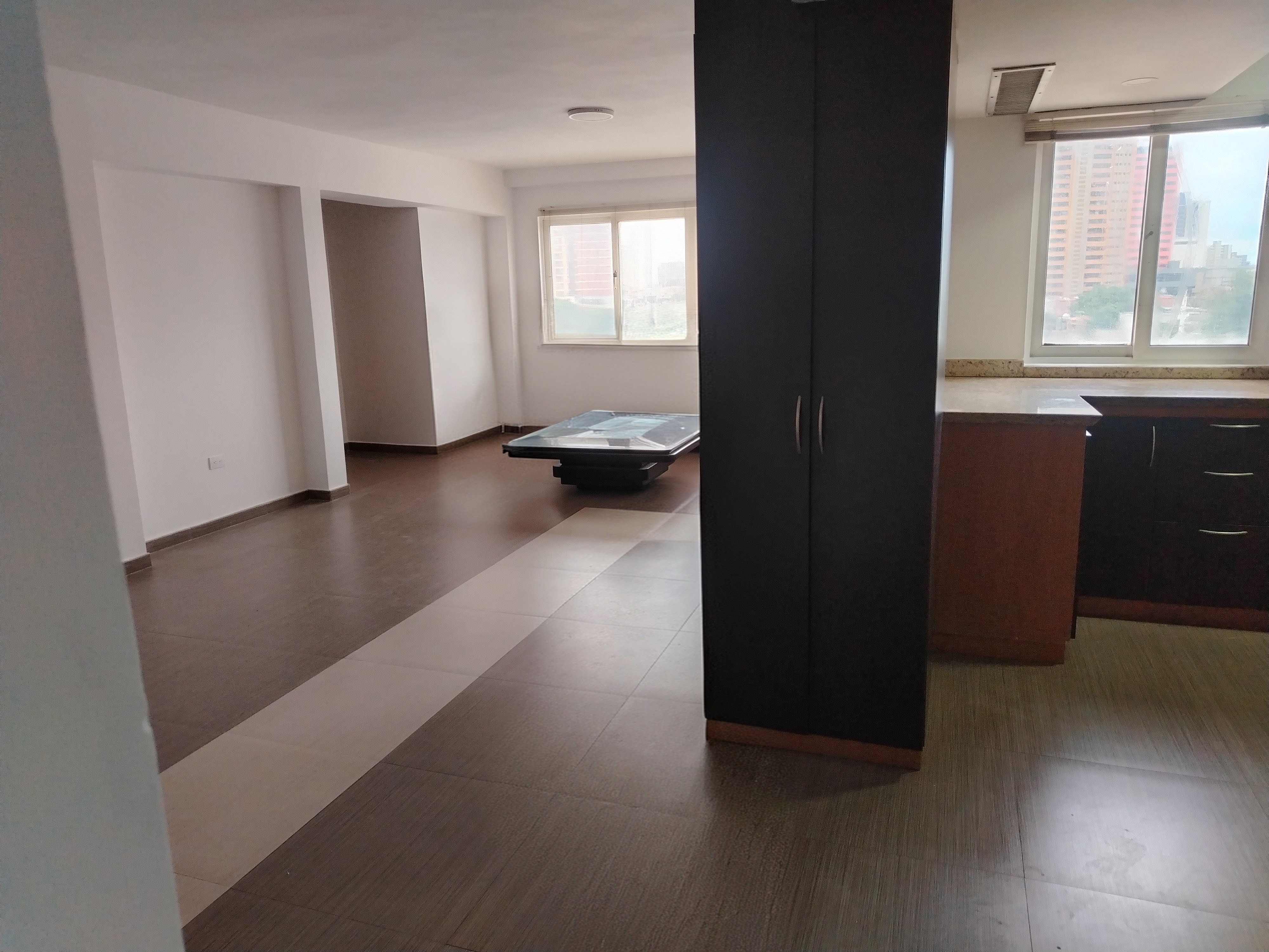 VENDO APARTAMENTO RESIDENCIAS VERONA SUITES SECTOR PARAÍSO MARACAIBO 