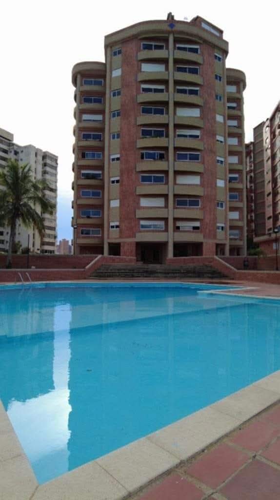 APARTAMENTO RESIDENCIAS LAGO PARK