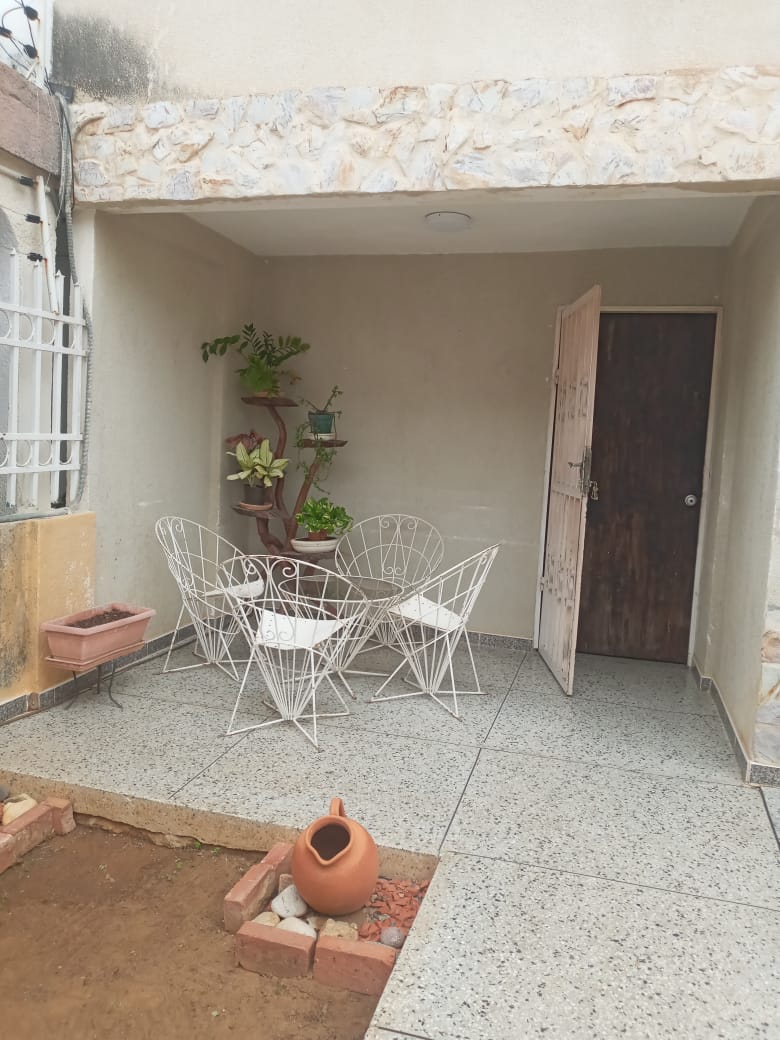 VENDO CASA URBANIZACIÓN MONTE CLARO SECTOR I DETRAS URBE MARACAIBO 