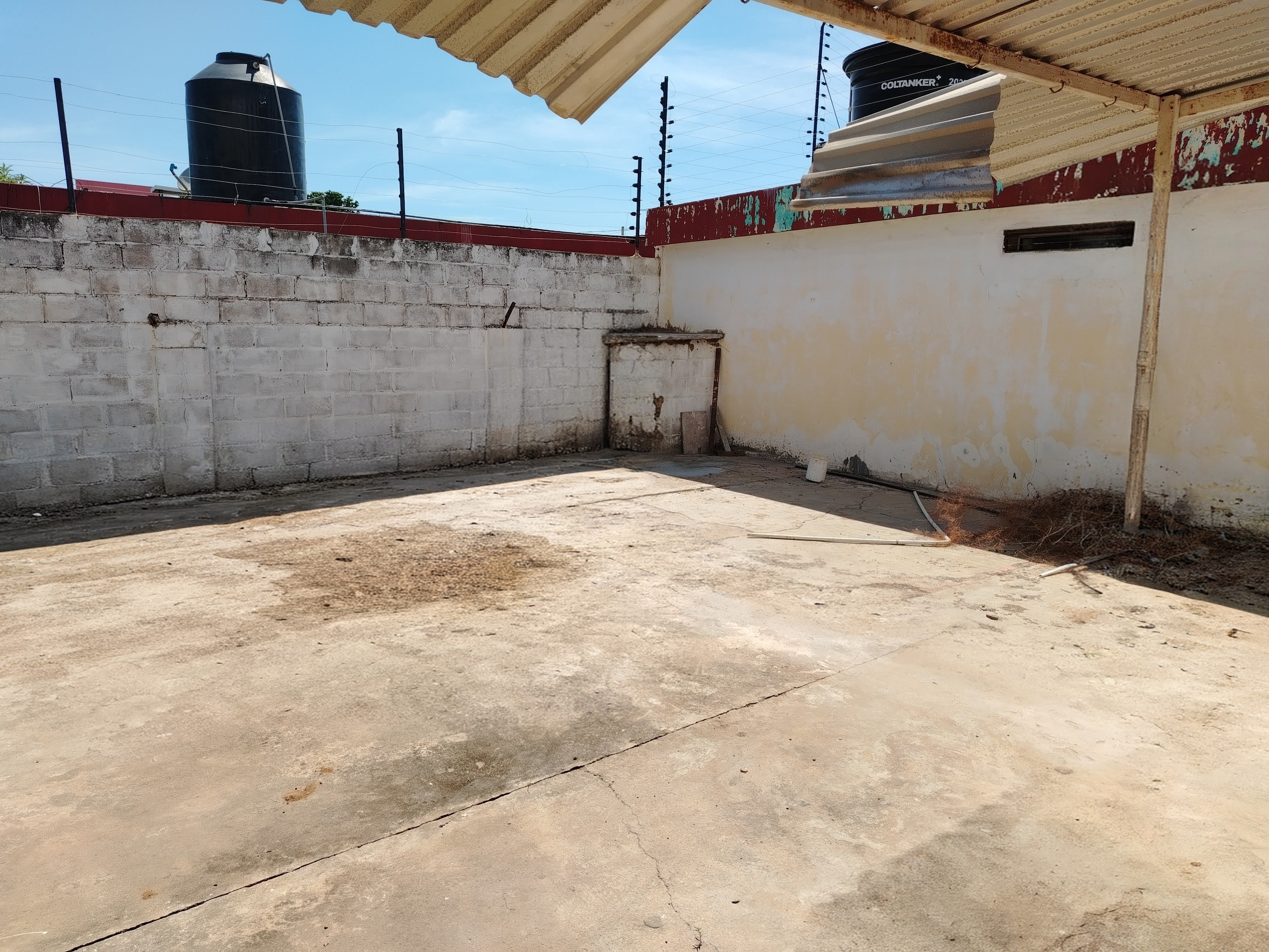 ALQUILO CASA URBANIZACIÓN MONTE BELLO ZONA NORTE MARACAIBO 