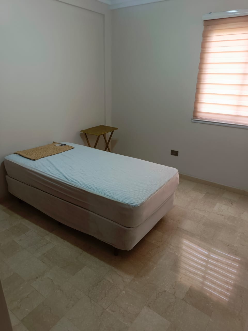 ALQUILO APARTAMENTO RESIDENCIAS AMAZONIA AVENIDA MILAGRO NORTE MARACAIBO 