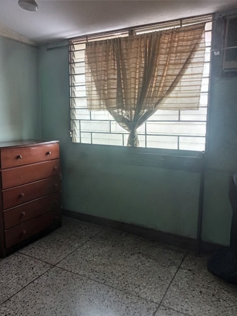 VENDO CASA URBANIZACIÓN MONTE CLARO SECTOR I DETRAS URBE MARACAIBO 