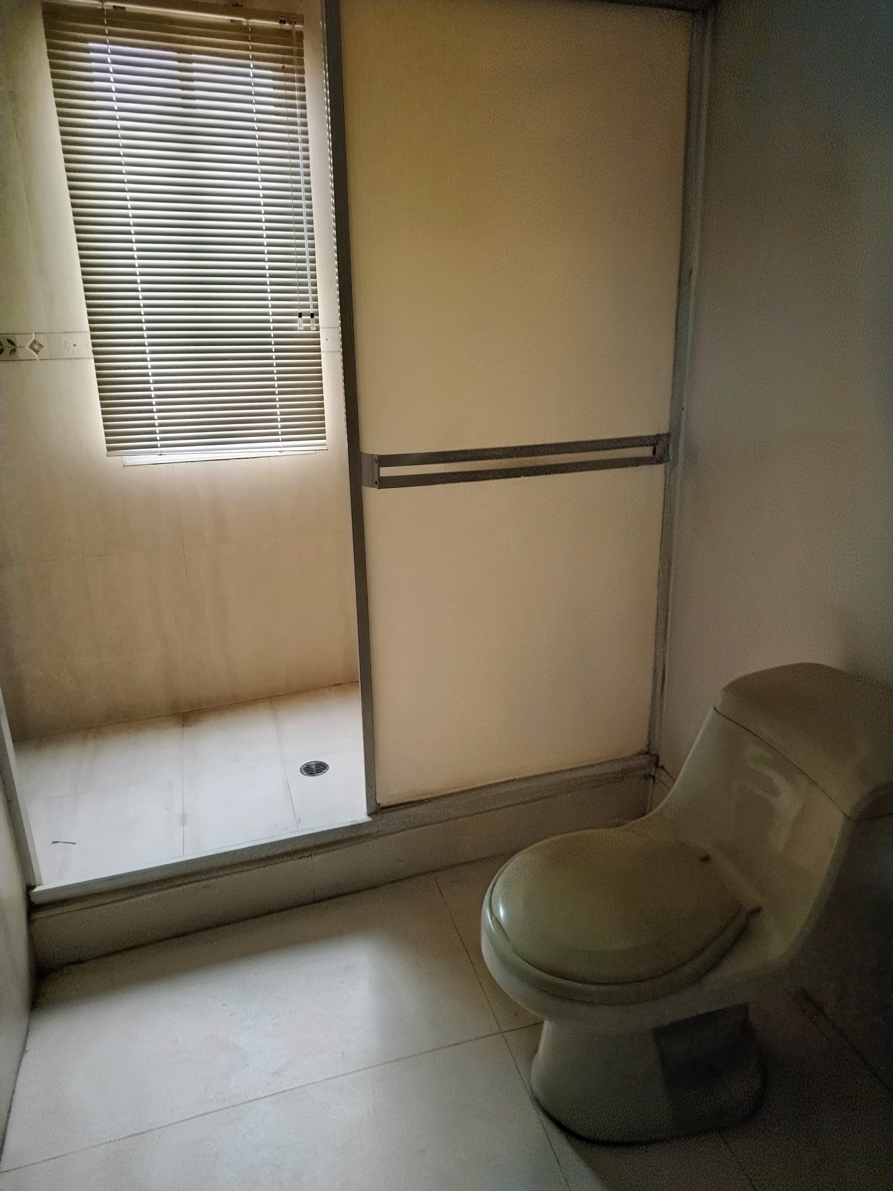 VENDO APARTAMENTO RESIDENCIAS VERONA SUITES SECTOR PARAÍSO MARACAIBO 