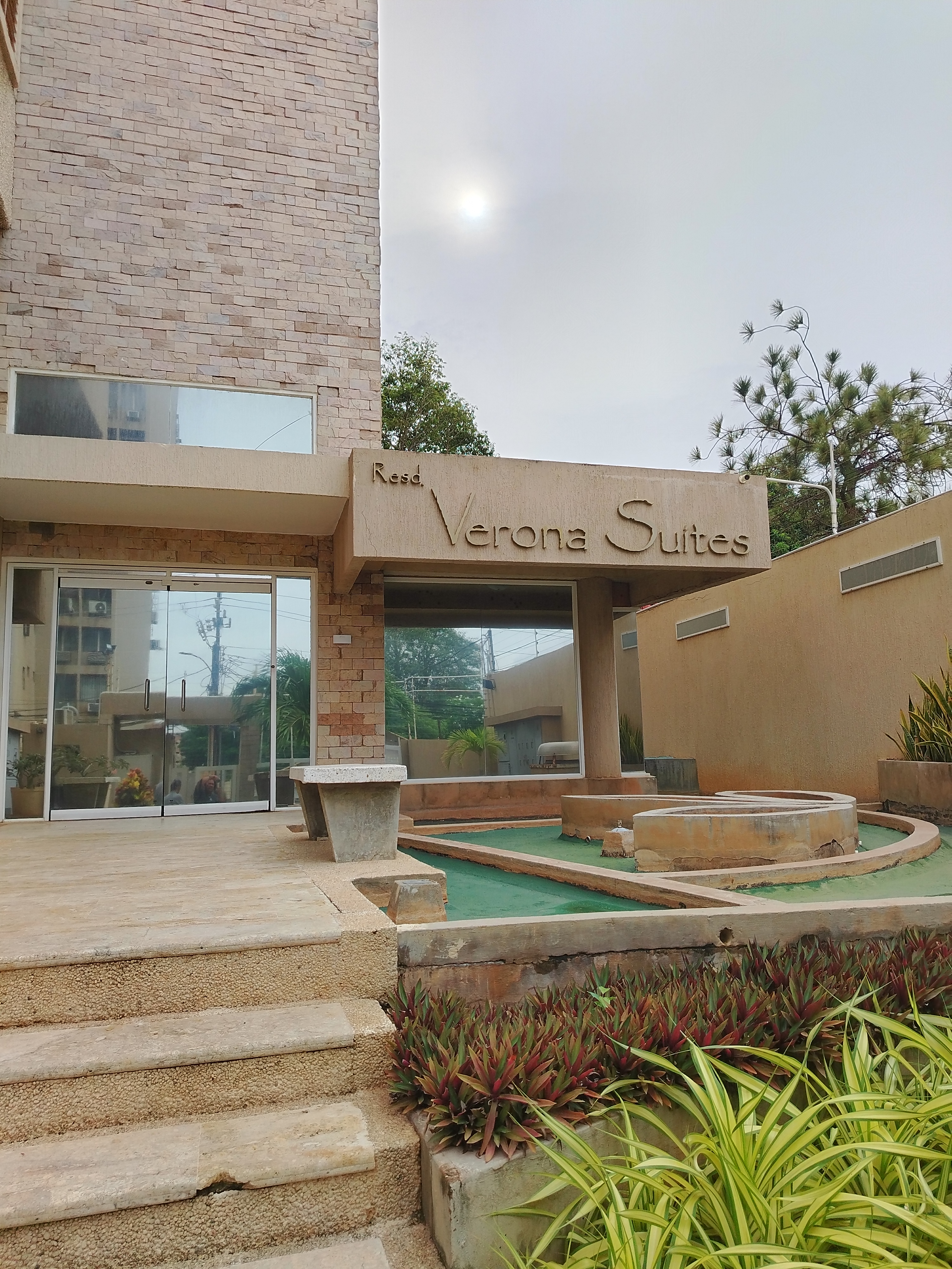 VENDO APARTAMENTO RESIDENCIAS VERONA SUITES SECTOR PARAÍSO MARACAIBO 