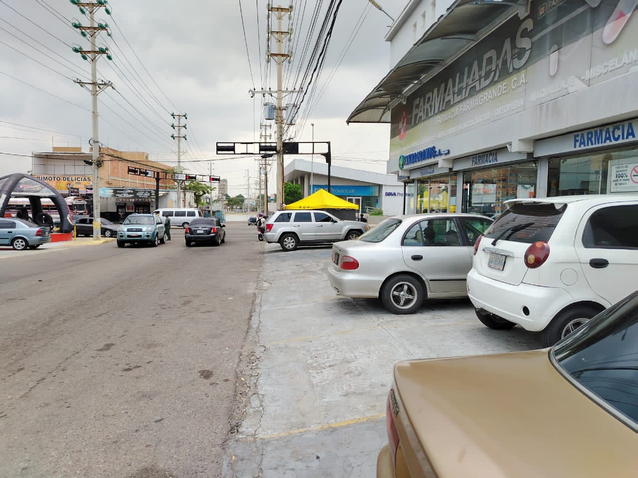 ALQUILO APARTAMENTO ESTUDIO AVENIDA DELICIAS CON CALLE 82 