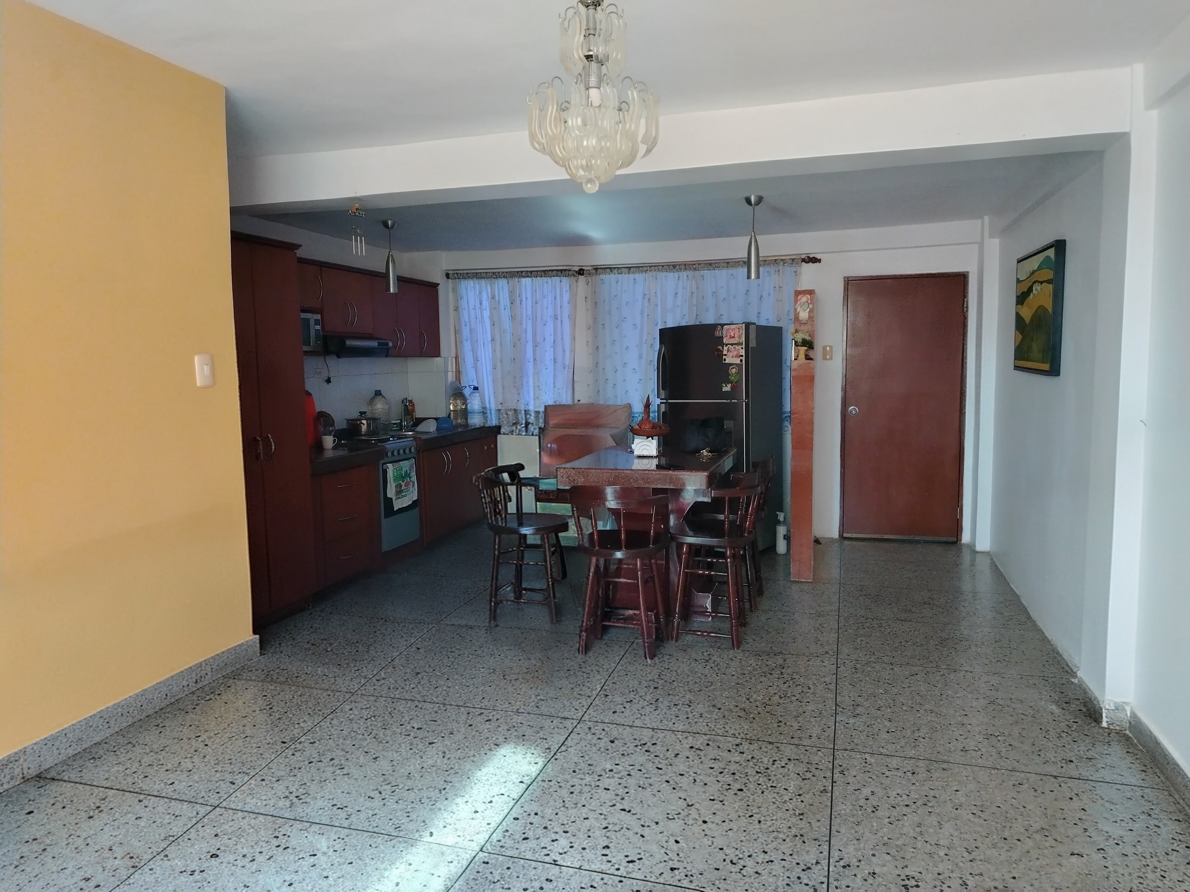 VENDO APARTAMENTO CONJUNTO RESIDENCIAL GALLO VERDE MARACAIBO 