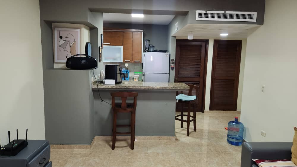 ALQUILO APARTAMENTO RESIDENCIAS TOPACIO CALLE 67 CON AVENIDA BELLA VISTA MARACAIBO 