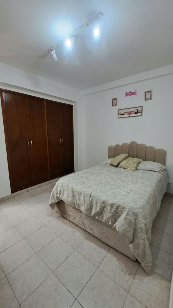 VENDO APARTAMENTO RESIDENCIAS LAGO NORTE SECTOR VIENTO NORTE MARACAIBO 