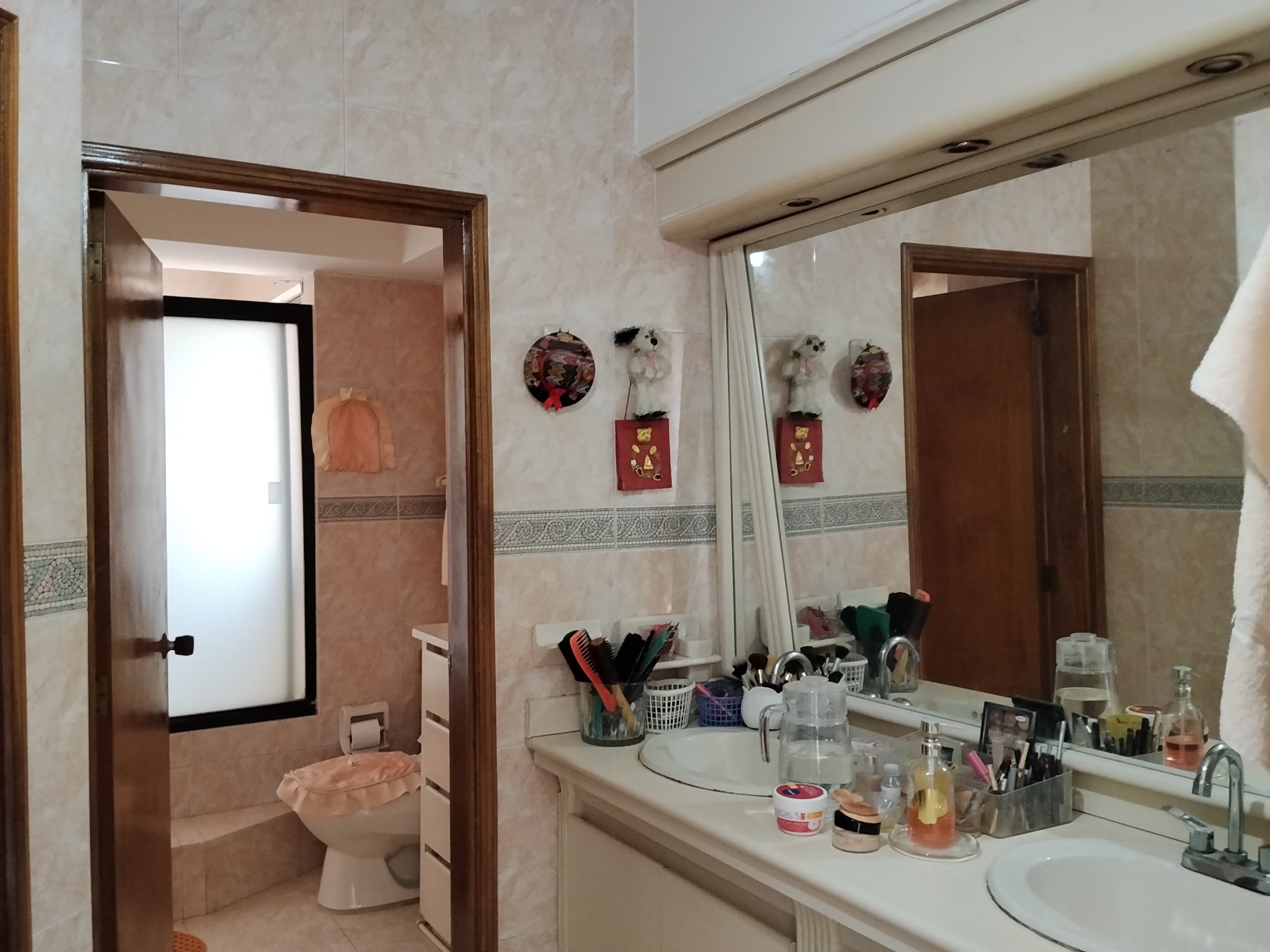 VENDO APARTAMENTO 320 MTS2 EDIFICIO GUAPAY SECTOR BELLAS ARTES MARACAIBO 