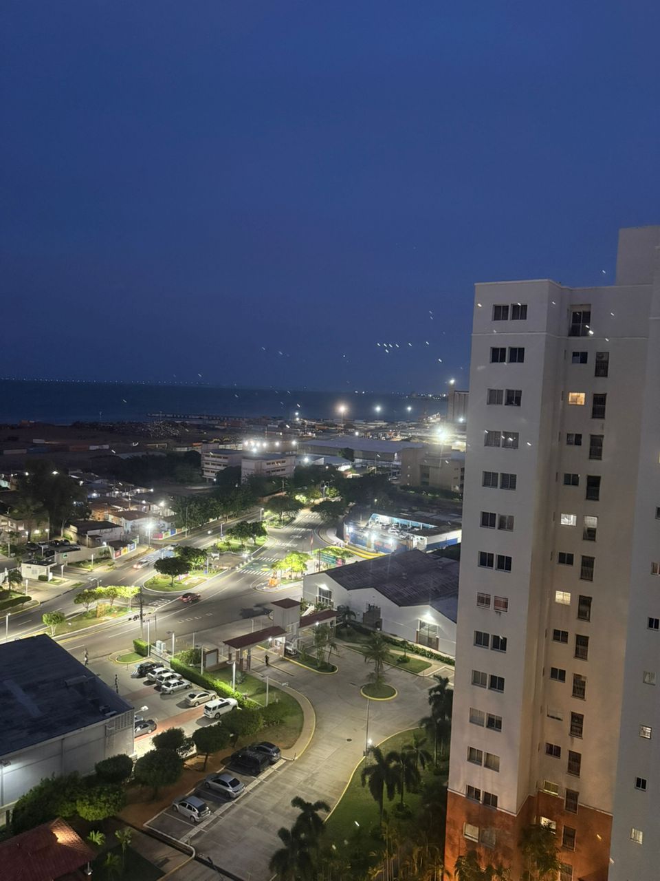 Alquilo Apartamento Residencias Santa Lucía Avenida el Milagro Maracaibo 