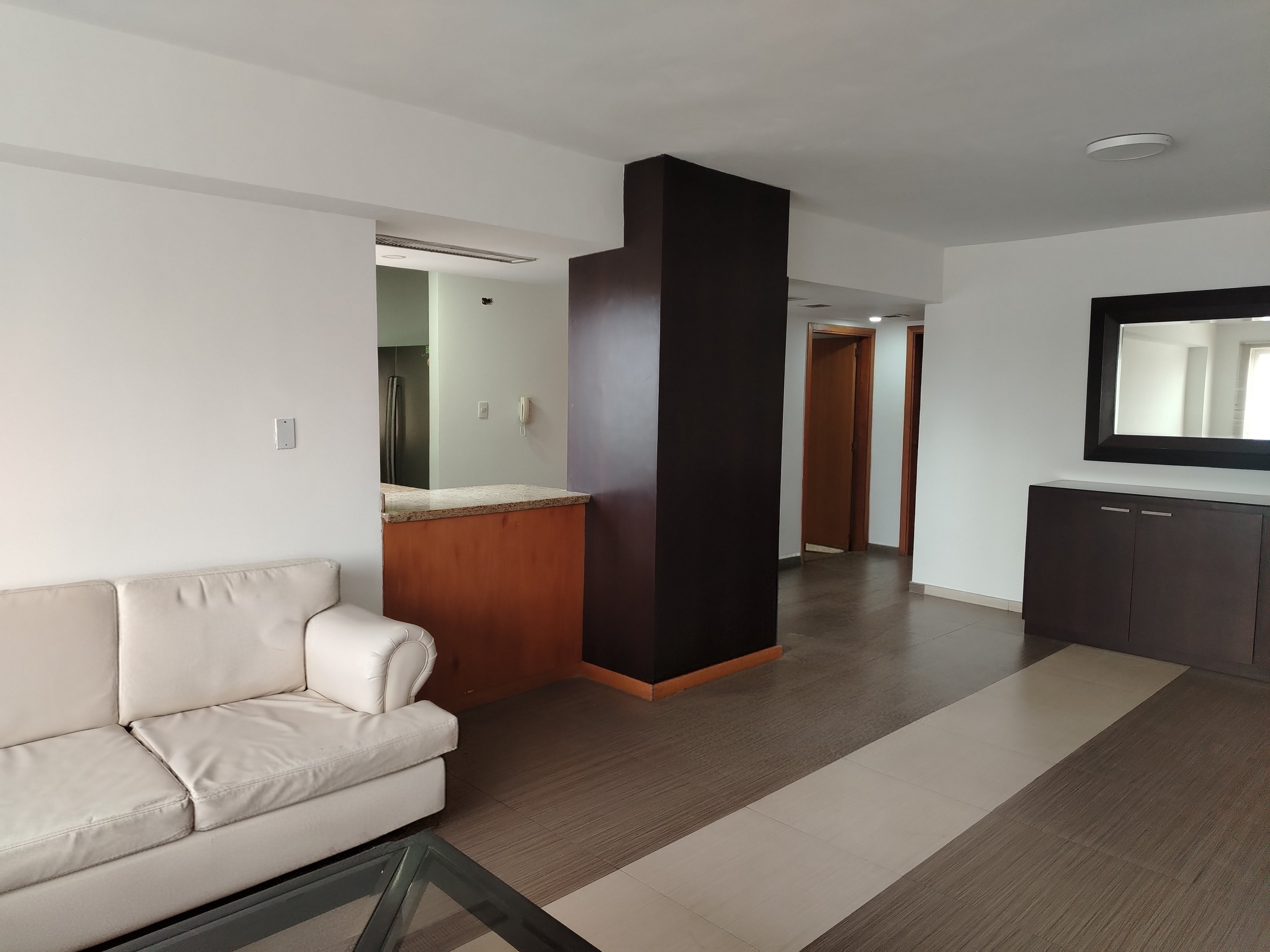 VENDO APARTAMENTO RESIDENCIAS VERONA SUITES SECTOR PARAÍSO MARACAIBO 