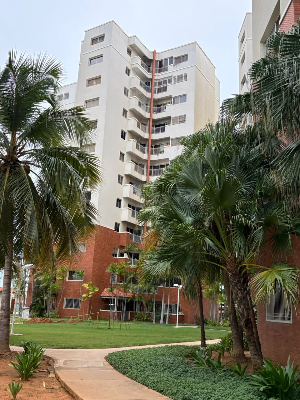 Alquilo Apartamento Residencias Santa Lucía Avenida el Milagro Maracaibo 